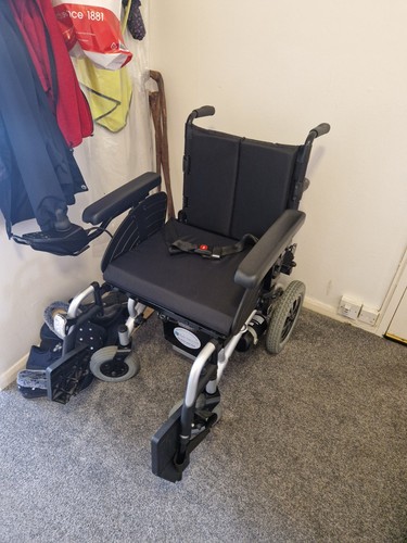 Powered wheelchair assist - wheelchair,