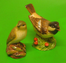 2 Rare Gloss Version unmarked Royal Worcester Bird Figure Sparrow /Wood Warbler