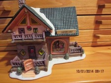 LARGE CERAMIC LAKE SIDE LODGE