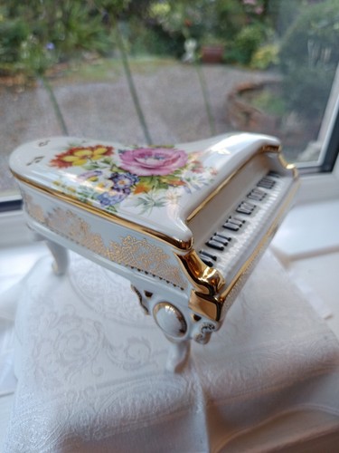 Large reine limoges grand - large,