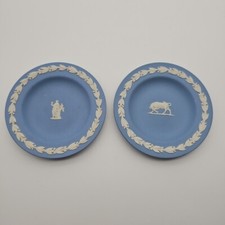 2 Wedgwood Jasperware Miniature Decorative Plates