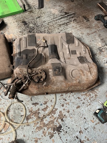 Rover 216 218 - tank, in