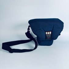 CCS CAMPRO CAMERA CARE SYSTEMS NAVY BLUE PADDED SLR CAMERA POUCH / CASE