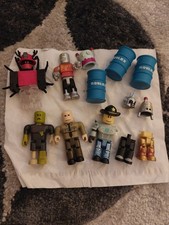 Roblox Figures