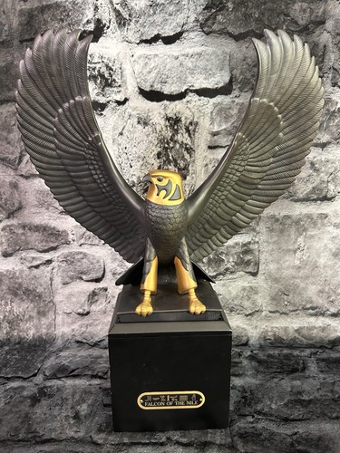 Franklin mint falcon - franklin,