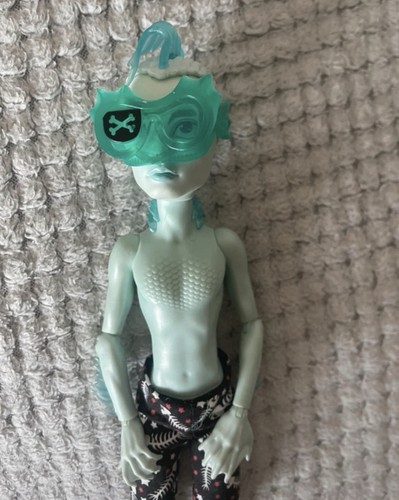 Mattel monster high gil webber - mattel,