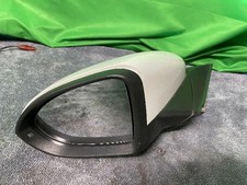 2016 Volkswagen Golf GTI Left