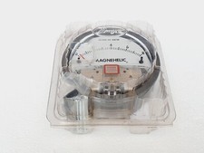 DWYER 2008 Magnehelic