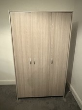 Light Oak Effect Wardrobe &