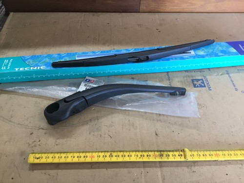 Genuine peugeot 206 estate - genuine,