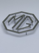 AHH5261K - MG SKELETON BADGE