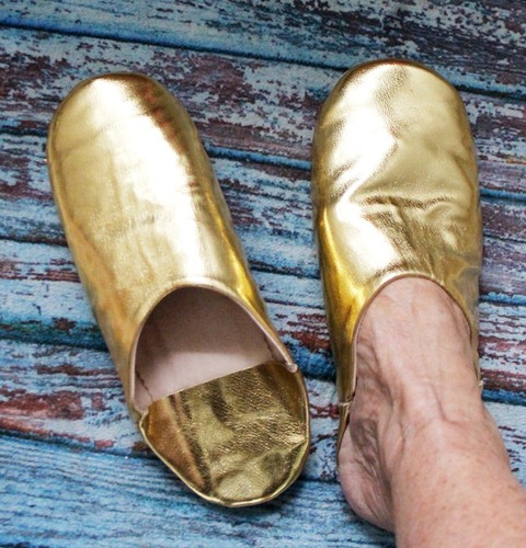 Metallic gold moroccan - metallic, leather