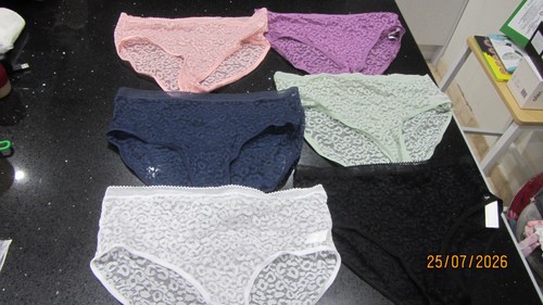 Job lot lace - , look