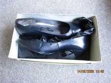 SCHOLL  LADIES DARK NAVY COURT