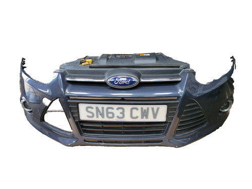 Ford focus mk3 front bumper - front, in