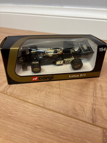 Corgi toys 154 lotus - toys, texaco