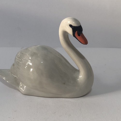Swan figurine quail ceramics - -,