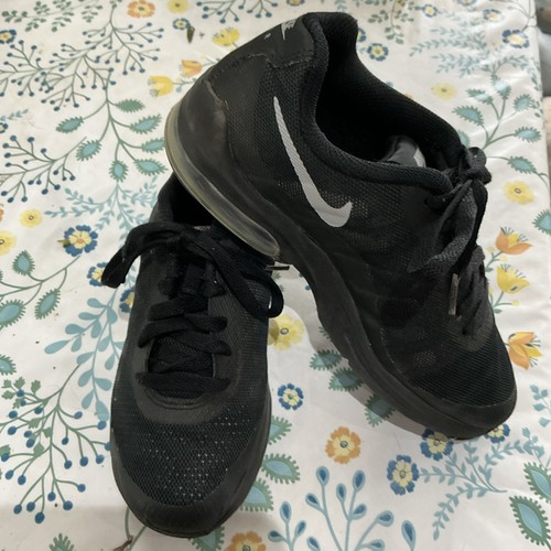 Nike air trainers worn but - worn,