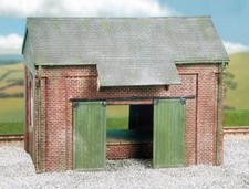 Wills CK19 Brick Built Goods Shed OO Gauge Railway Plastic Kit Craftsman Series