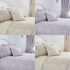 Serene Jasmine Floral Weave