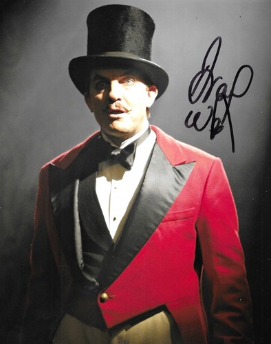 Bradley walsh signed - the, sarah