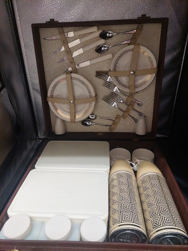 Vintage retro brexton picnic - /,
