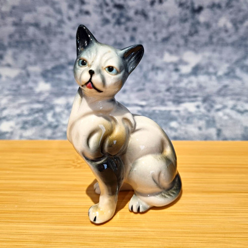 Vintage grey white ceramic - grey,