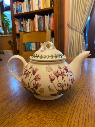 Portmeirion teapot botanic - teapot,