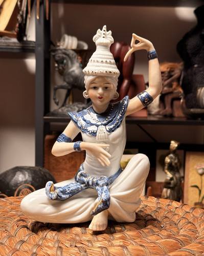 Vintage oriental thai dancer - oriental,