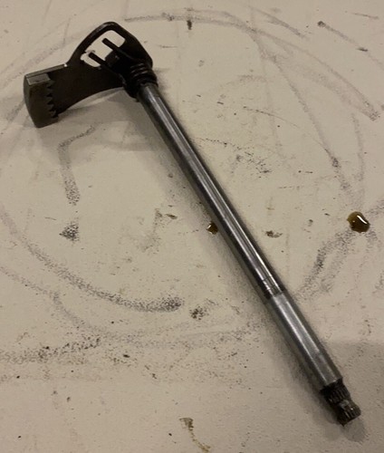 Suzuki rgv250 gear shaft - rgv250,