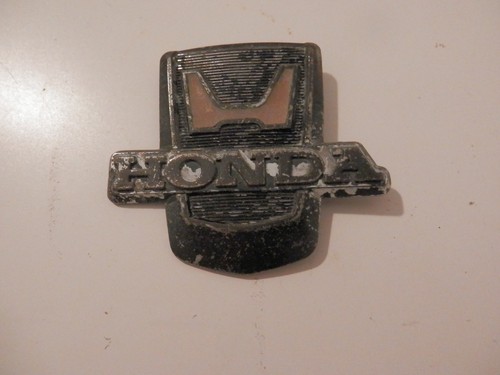 Car badge old honda - old,