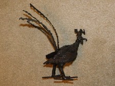 QUIRKY BRONZE EFFECT METAL