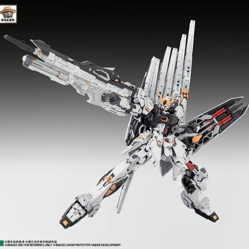 Bandai 100 93 nu - rx-93,