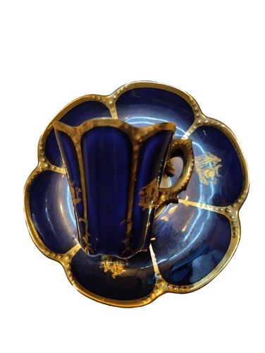 Rare blue 22ct gold - blue,