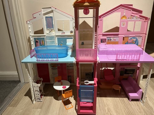 Barbie house - house,