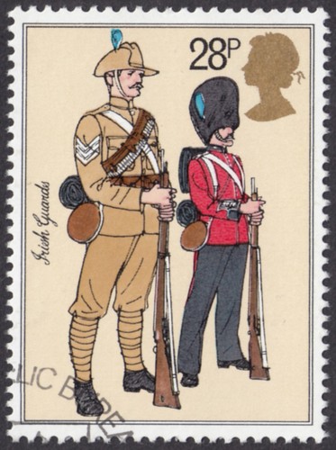 Irish guards uniforms - guards,
