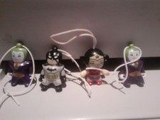 JUSTICE LEAGUE FIGURES KINDER