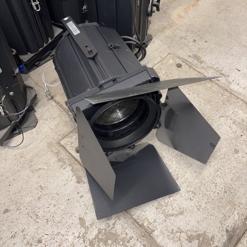 Selecon acclaim fresnel - selecon, stage