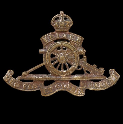 Royal artillery cap badge - artillery,