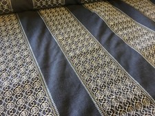 Embroidered fabric remnant 190