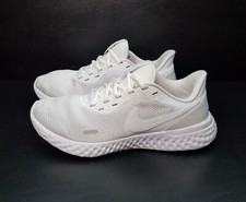 NIKE REVOLUTION 5 SIZE 5UK