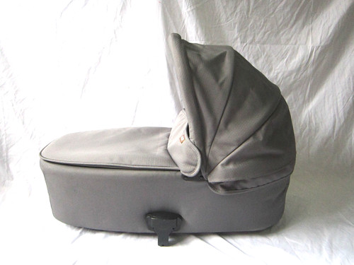 Mamas papas carrycot - mamas,
