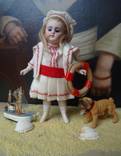 Beautiful rare simon halbig - rare,