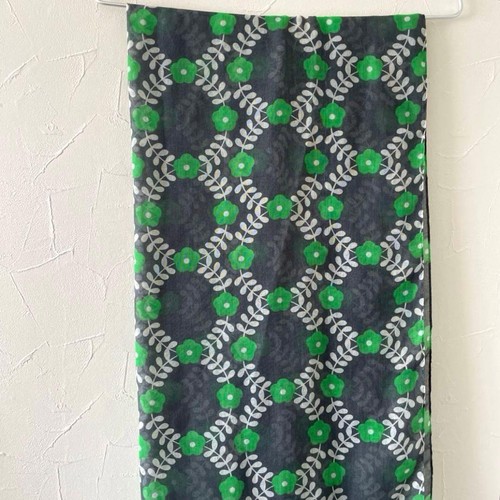 Orla kiely uniqlo scarf floral - orla,