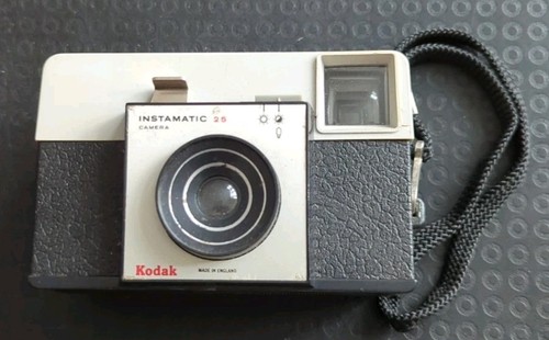 Kodak instamatic camera - camera,