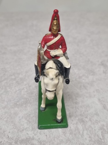 Britain life guards mounted - w,