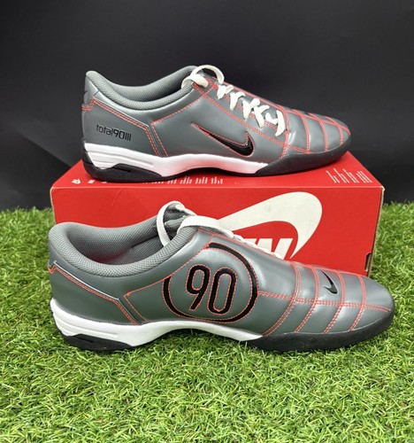 Nike total football boots - 90,