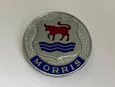 MORRIS METAL GEAR KNOB BADGE