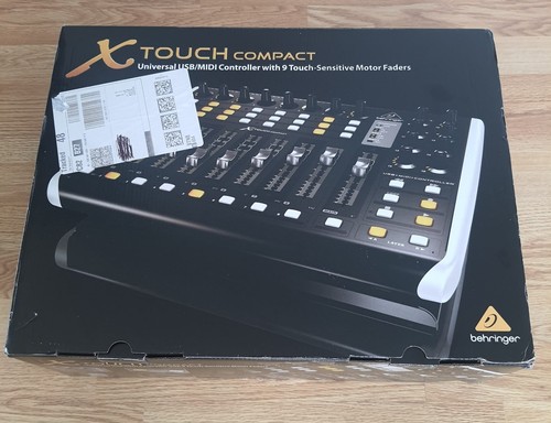 Behringer touch compact - x,