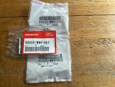 HONDA RVF750R  RC45  VFR800  GENUINE NOS CYLINDER HEAD STUD X3 - # 90035-MW4-000